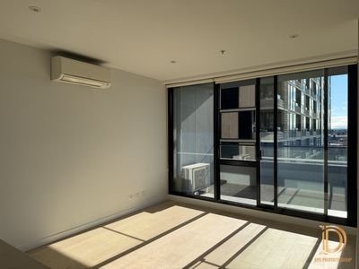 713 / 40 Hall Street, Moonee Ponds