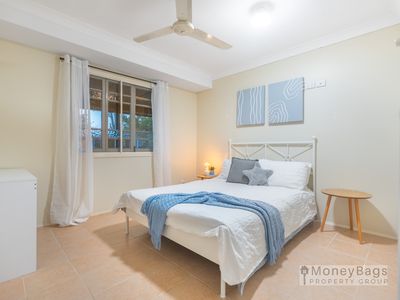 19-23 Crows Ash Court, Flagstone