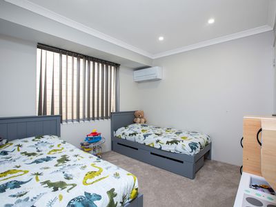 32 Arrowsmith Drive, Dalyellup