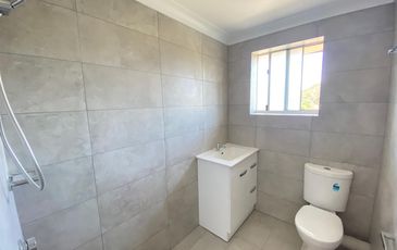 9 / 8 Flack Avenue, Hillsdale