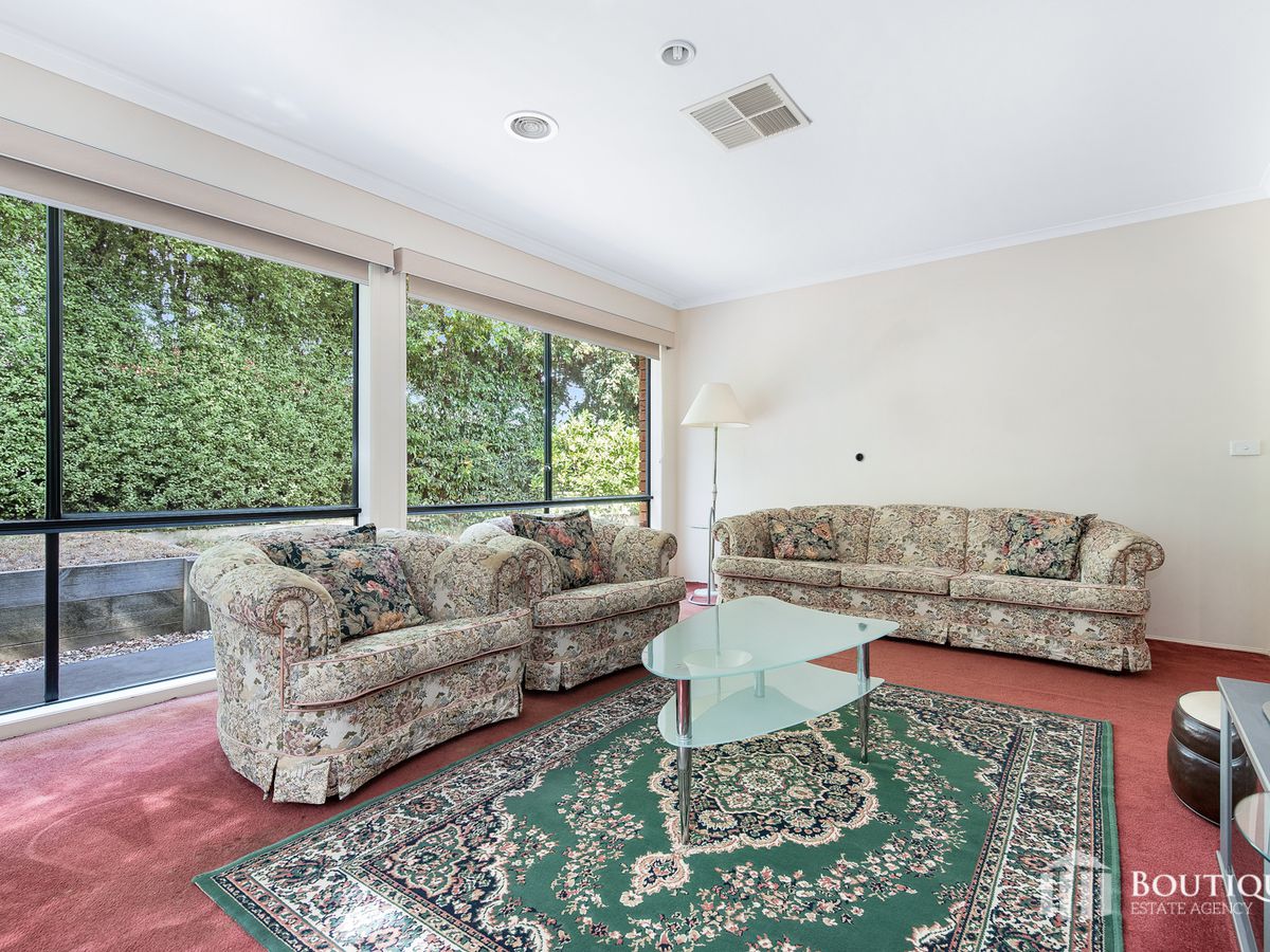 8 Mowbray Court, Berwick