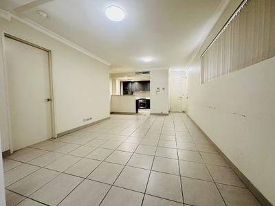 2/8 Elizabeth Street, Parramatta