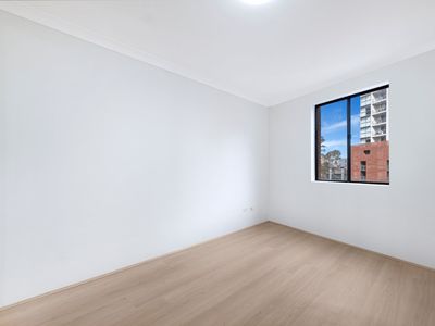 30 / 2 - 6 Kendall Street, Harris Park