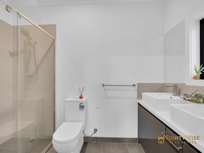 9 Huron Road, Manor Lakes