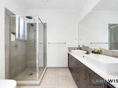 44 Oscar Crescent, Deanside
