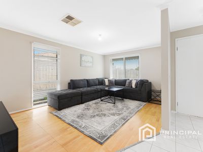 1/15 Blue Gum Court, Narre Warren