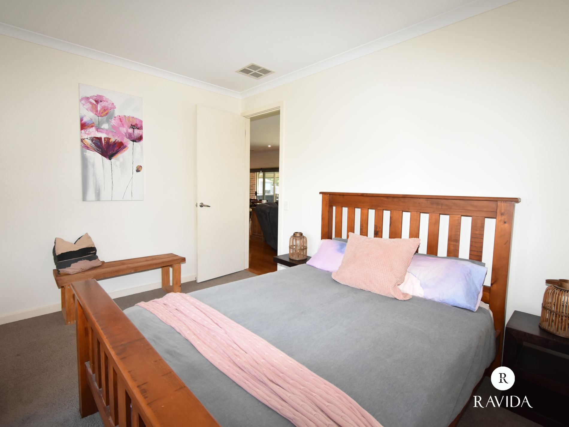 13 Pin Oak, Wangaratta