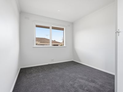25 Hampshire Road, Glen Waverley