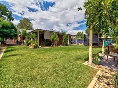 75 Hammer Street, Howlong