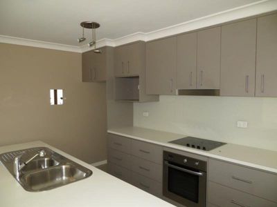 1 / 12 England Street, West Wollongong