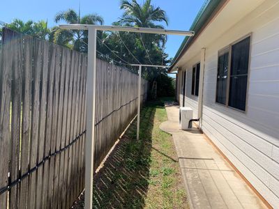 24 Burton St, Midge Point