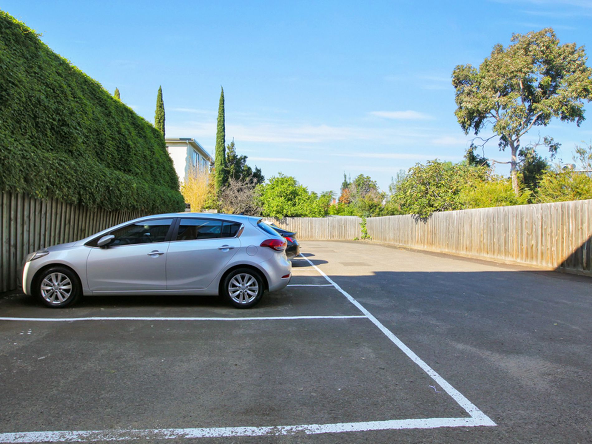2/39-41 Hyde Street, Footscray