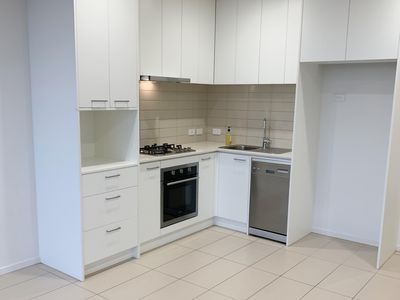 405/64 Sahi Crescent, Roxburgh Park