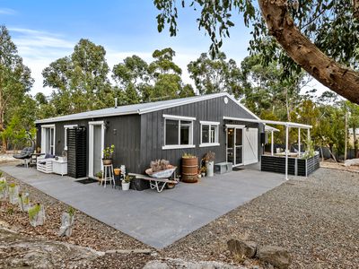 52 Cray Point Parade, Eggs And Bacon Bay