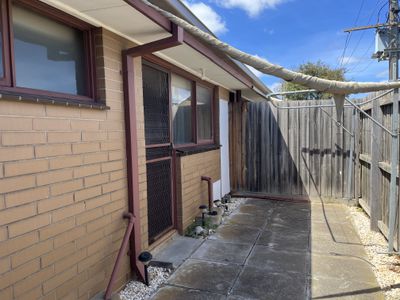 2 / 30 Westmoreland Street, St Albans Park
