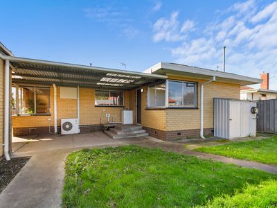 130 MacArthur Street, Sale