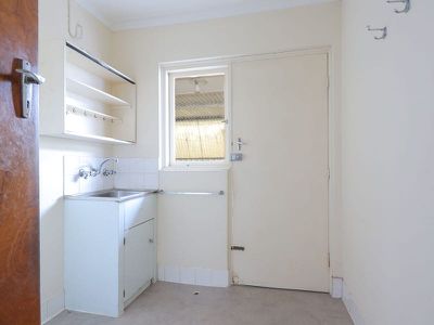 24 Hawker Street , Safety Bay