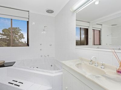 50 Central Avenue, Oak Flats