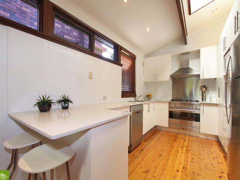 14 Cypress Ave, Figtree