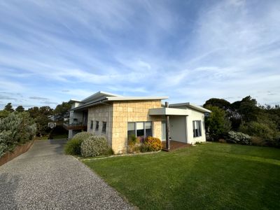 39 MacDonald Street, Warrnambool