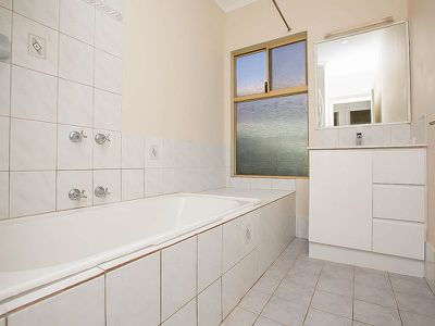 4B Ashburton Court, South Hedland