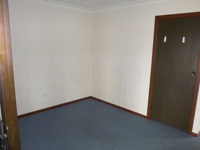 17a McKenzie Avenue, Mount Warrigal