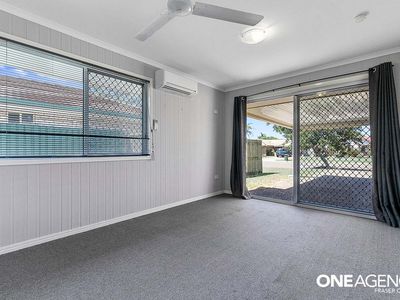 66 Ibis Boulevard, Eli Waters