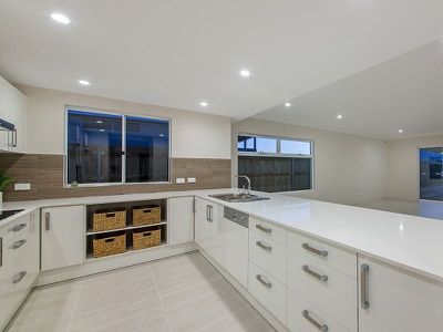 15 Seaside Avenue, Yanchep