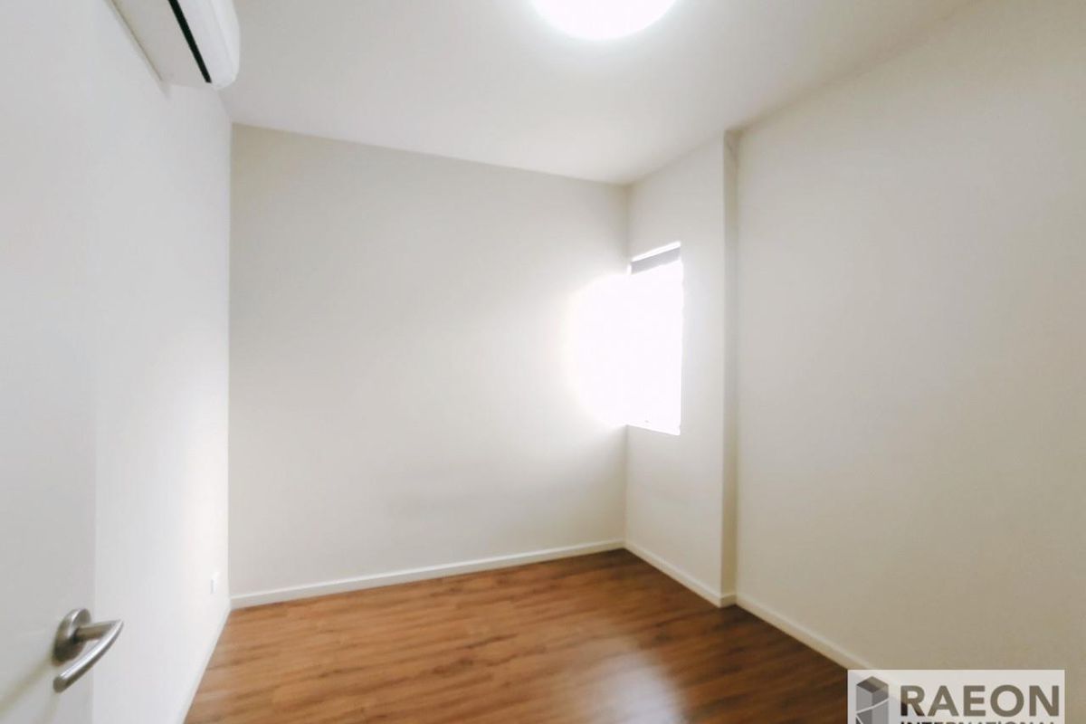 2/130 Nicholson Street, Footscray