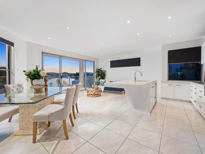 49 Harbourvue Court, Helensvale