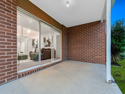 13 Grande Belmond Avenue, Clyde