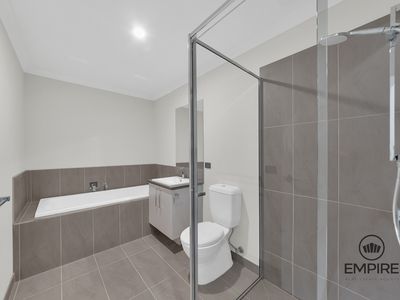 18 Jessfield Terrace, Cranbourne East
