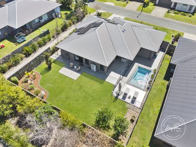 41 Ngungun Crescent, Glass House Mountains