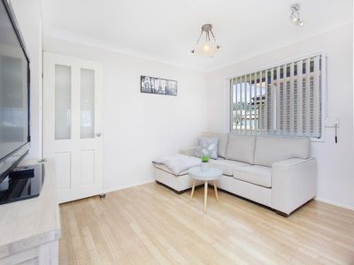 7 Beveridge Street, Albion Park