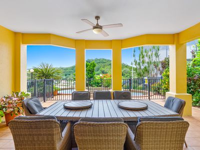 22 Pheasant Street, Bayview Heights