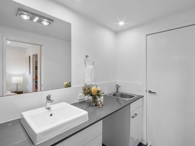 1 / 3 Harrys Road , Taringa