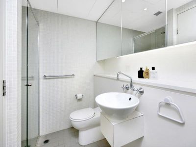 N1008 / 23 Shelley St, Sydney