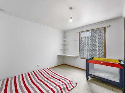 11 Fensom Crescent, Millicent