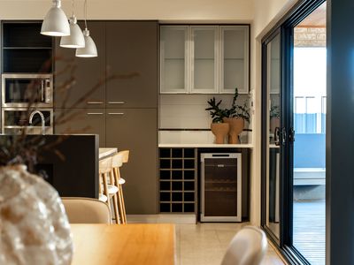 404 Kingsway, Landsdale