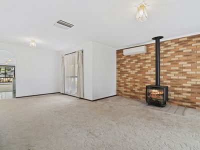 18 Burke Street, Finley