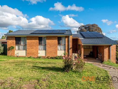 6 Bassett Drive, West Bathurst