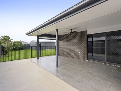 3 Basset Crescent, Torrington