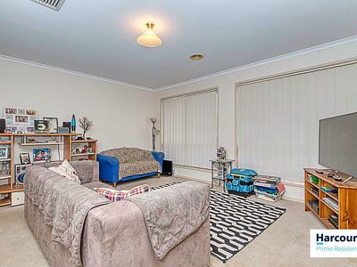 162 Bicentennial Drive, Jerrabomberra