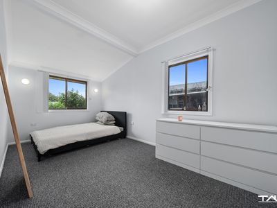 17 Araluen Avenue, St Marys