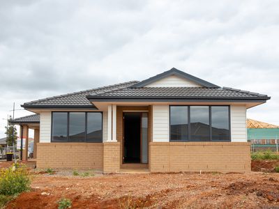 54 Albert Drive, Melton South