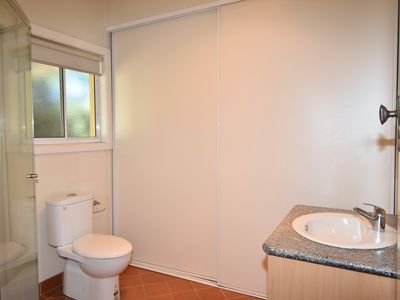 15 CALLANDER AVENUE, Wangaratta