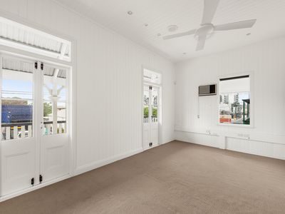 906 Stanley  Street, East Brisbane