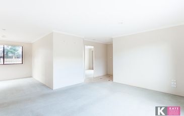 9 Retreat Circuit, Beaconsfield