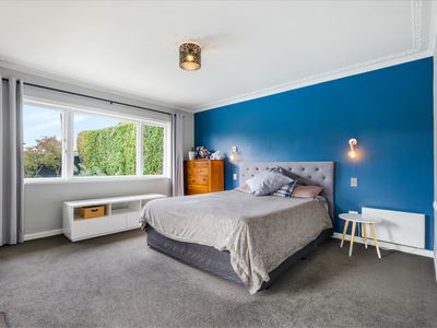 6 Helga Crescent, Te Atatu Peninsula