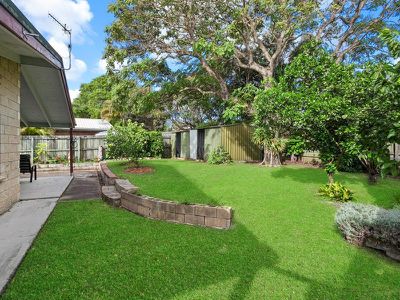 21 Foedera Crescent, Tewantin